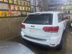 جیپ گراند شیرۆکی